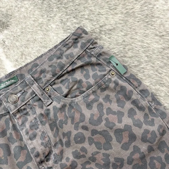 NWT Wild Fable Mid-Rise Leopard Shorts 0 - Picture 5 of 12